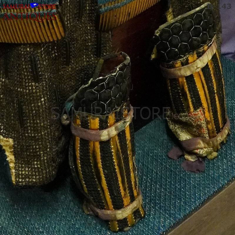 D143 Antique suit of Honkozane gold armor w/ Certificate