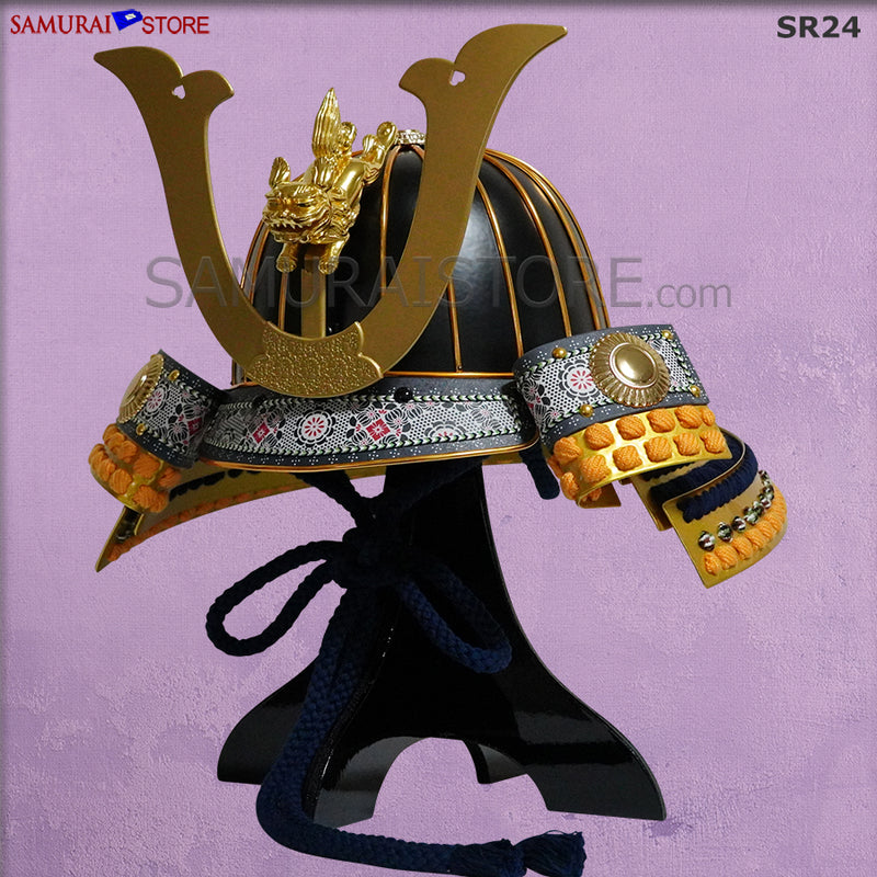 SR24 Shishi Kabuto Helmet (Ready-To-Ship)