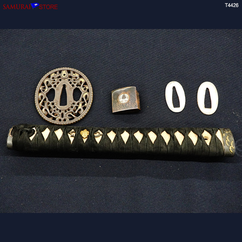 T4426 Katana sword JUMYO - Antique NBTHK certificated Edo period Bo-Hi