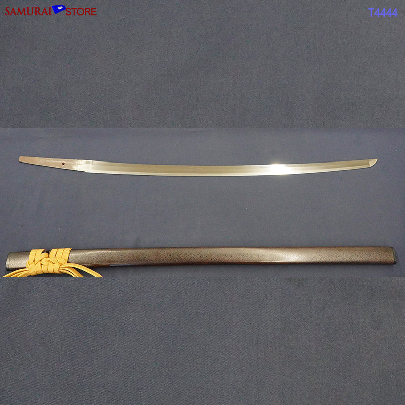 T4444 Antique Katana Sword Bungo-Takada w/ Ornate Mounting