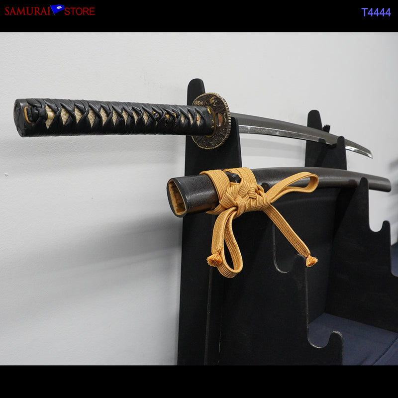 T4444 Antique Katana Sword Bungo-Takada w/ Ornate Mounting