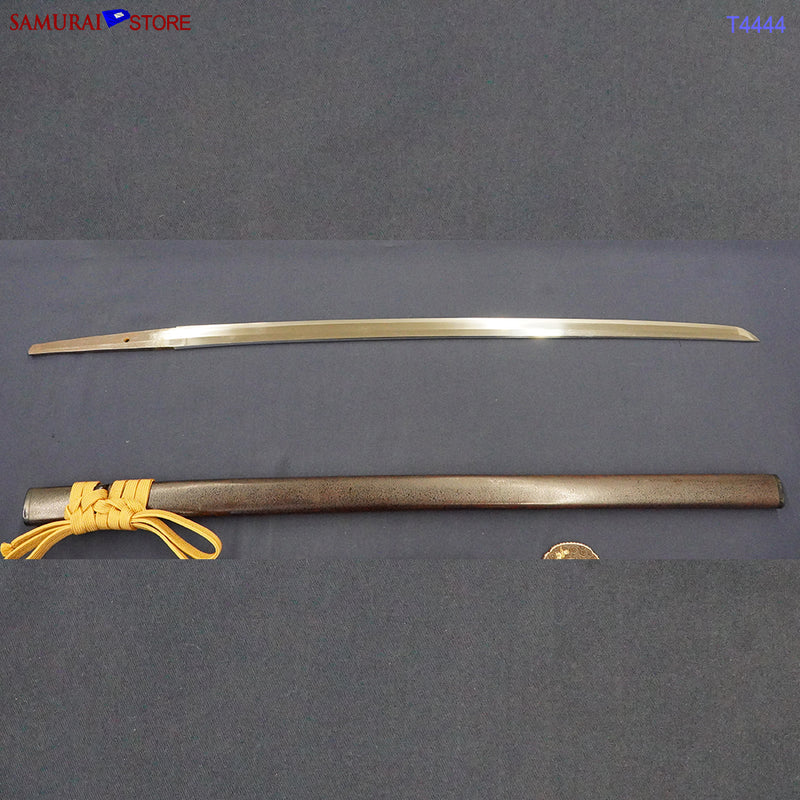 T4444 Antique Katana Sword Bungo-Takada w/ Ornate Mounting