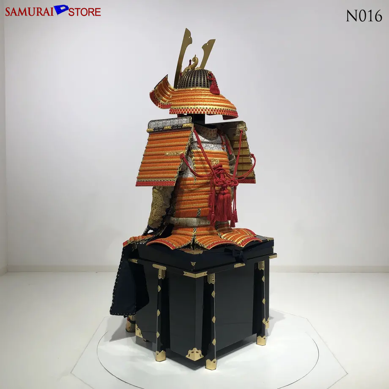 N016 Samurai Armor Dignity GOLD - SAMURAI STORE