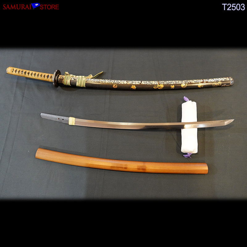T2053 Katana Sword KATSUMITSU - Antique w/ NBTHK certificate - SAMURAI STORE