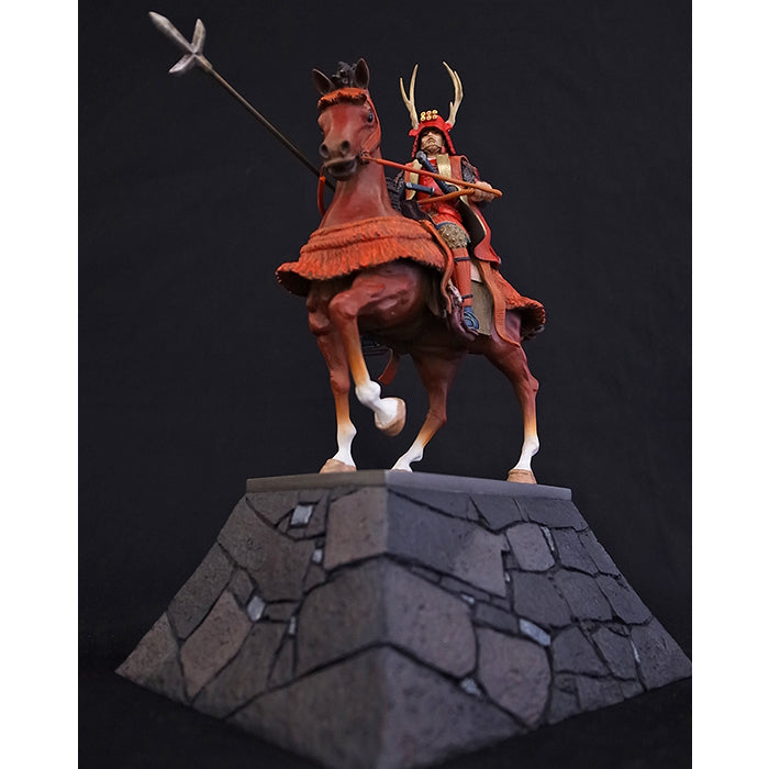 Statue - Sanada Yukimura Figure on Stone Wall KS010 - SAMURAI STORE