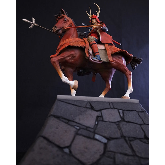Statue - Sanada Yukimura Figure on Stone Wall KS010 - SAMURAI STORE